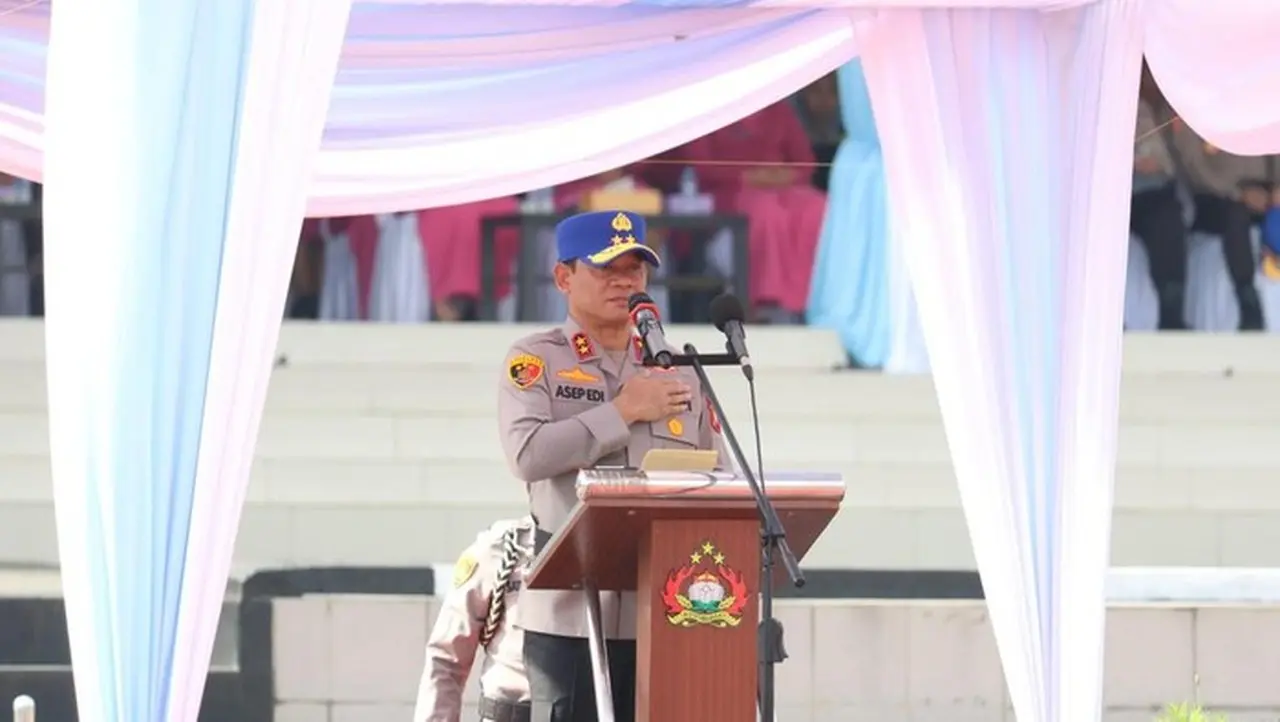 Kapolda Metro Jaya Irjen Asep Edi Suheri Resmi Membuka Pendidikan Bintara Polri Gelombang I Ta 2026. (foto: Dok. Istimewa)