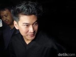 Anrez Adelio Bantah Paksa Gugurkan Kandungan, Sebut Rencana Nikahi Icel Gagal Karena Perubahan Sikap Keluarga