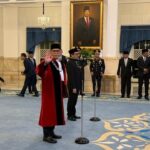 Adies Kadir Resmi Dilantik Jadi Hakim MK, Ucap Sumpah Jabatan di Depan Presiden Prabowo