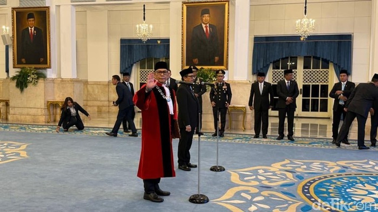 Adies Kadir Resmi Dilantik Jadi Hakim MK, Ucap Sumpah Jabatan di Depan Presiden Prabowo