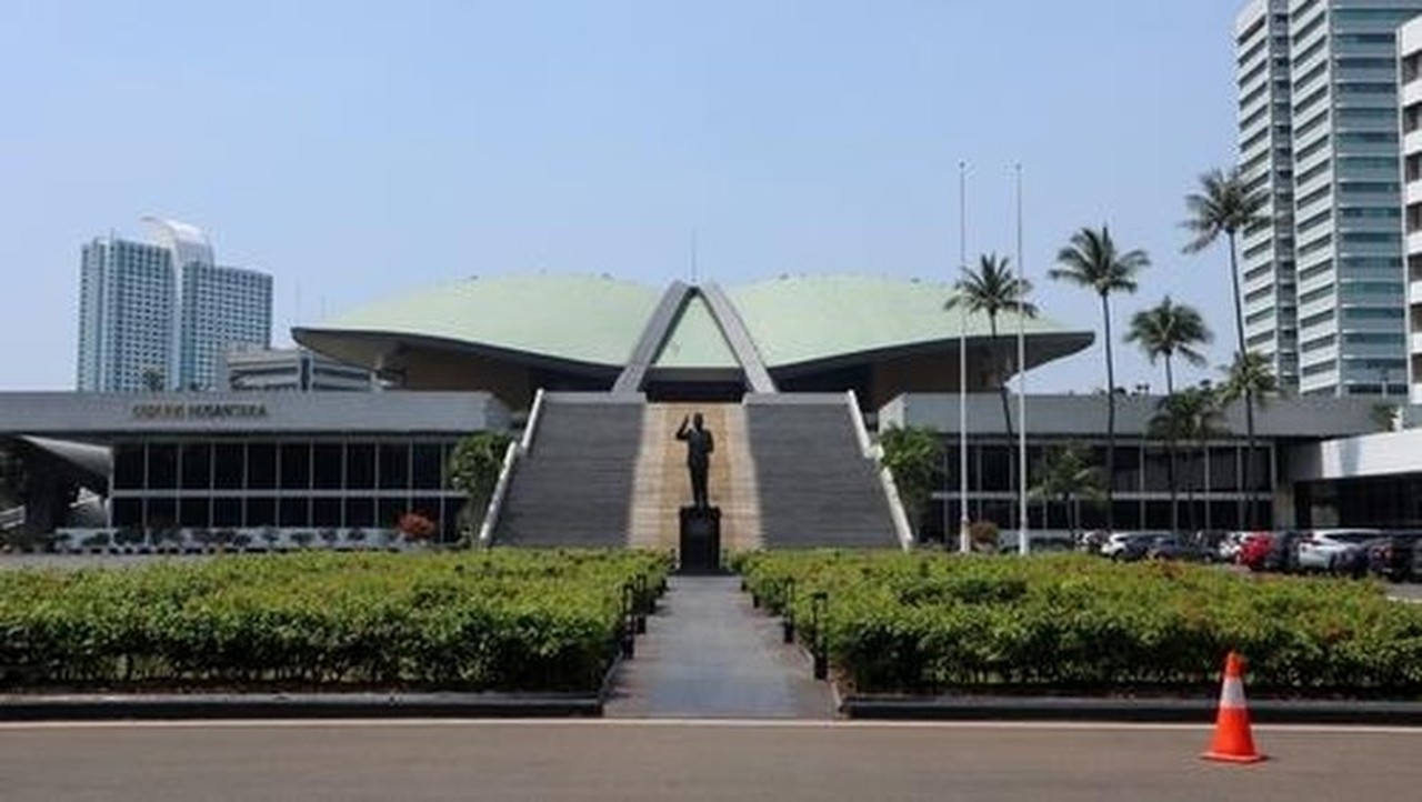 Komisi IX DPR Sahkan 10 Kandidat Dewan Pengawas BPJS Kesehatan dan Ketenagakerjaan