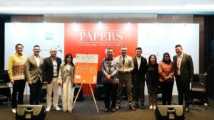 Menteri Kebudayaan Dorong Penguatan Ekosistem Seni Rupa Berbasis Kertas di Indonesia