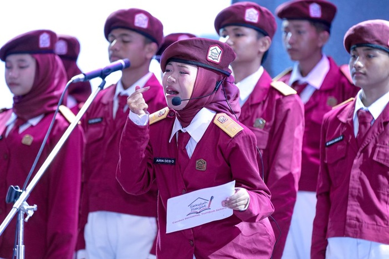 Gus Ipul Ajak Ribuan Perangkat Desa Sidoarjo Jihad Perbarui Data Sosial Ekonomi Nasional