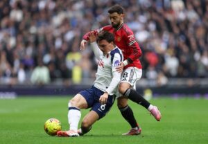 Manchester United Hadapi Tottenham dengan Tren Positif, Namun Dibayangi Rekor Buruk