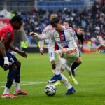 Ligue 1: Lille Takluk 0-1 dari Lyon, Debut Calvin Verdonk Berakhir Pahit