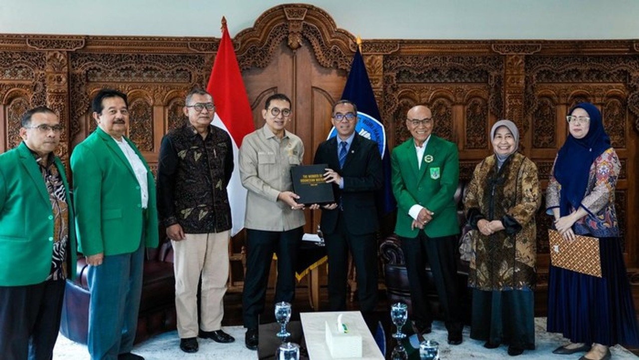 Fadli Zon Dorong Penguatan Sejarah, UNAS Dinilai Punya Keterikatan Budaya Kuat Fadli Zon Dorong Penguatan Sejarah, UNAS Dinilai Punya Keterikatan Budaya Kuat