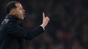 Taktik Liam Rosenior Dikritik Usai Chelsea Kalah dari Arsenal, Begini Responsnya
