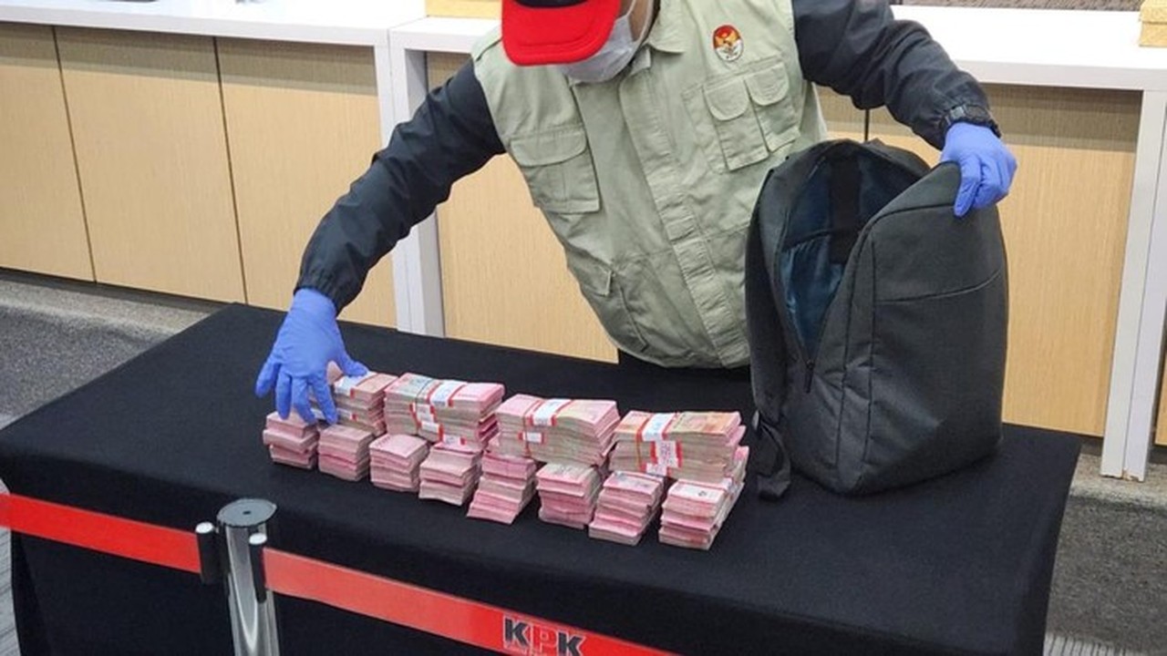 Ketua dan Wakil Ketua PN Depok Jadi Tersangka Suap Pengurusan Lahan Kilat