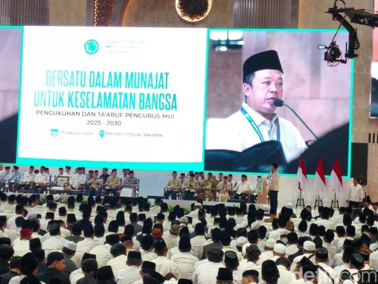MUI Kukuhkan Pengurus 2025-2030 di Masjid Istiqlal, 58 Ribu Jemaah Hadir