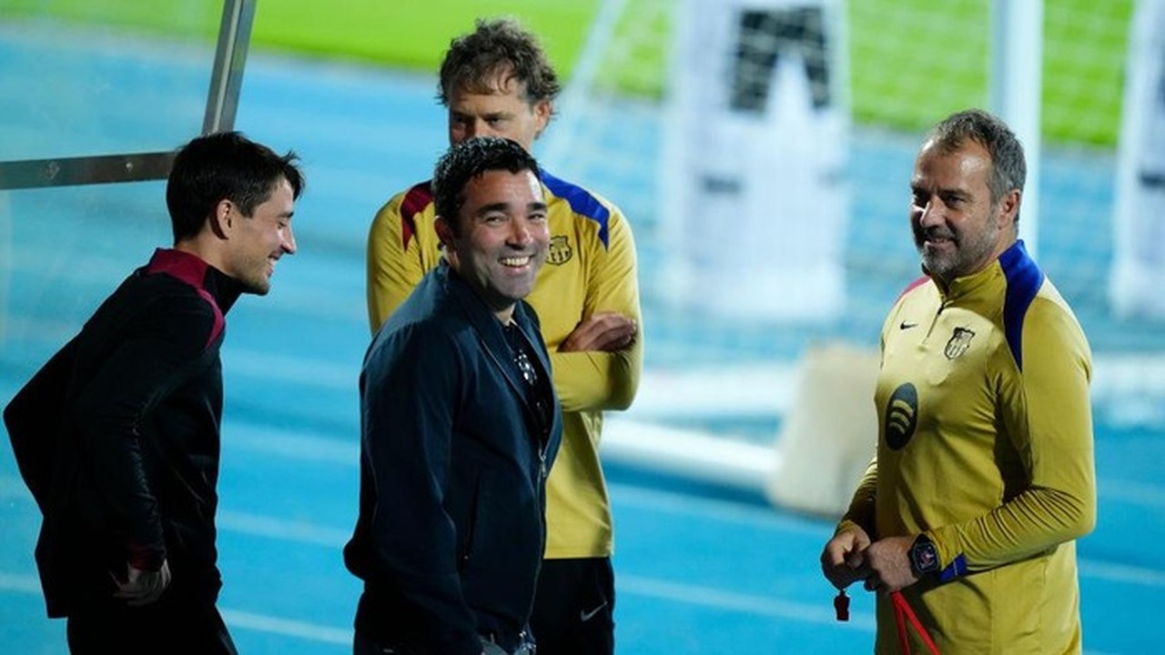 Hansi Flick Dukung Deco Jelang Pilpres Barcelona, Optimistis Sinergi Berlanjut