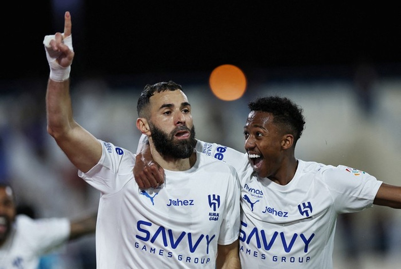 Karim Benzema Tolak Bicara Kontrak Aneh Al Ittihad, Fokus ke Al Hilal