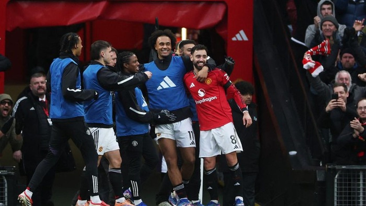 Kemenangan Beruntun MU Bikin Fans Bernazar Potong Rambut Setelah Setahun Lebih Menunggu