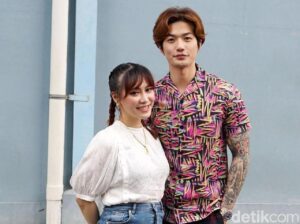 Lee Jeong Hoon dan Moa Komitmen Tak Terpisahkan Pasca Isu Perselingkuhan