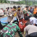 Tindak Lanjuti Arahan Prabowo, 504 Personel Gabungan Bersihkan Pasar Babakan Tangerang