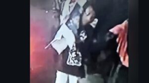 Heboh Pria Diduga Gendong Mayat di Tambora, Ternyata Hanya Membawa Biawak Hidup