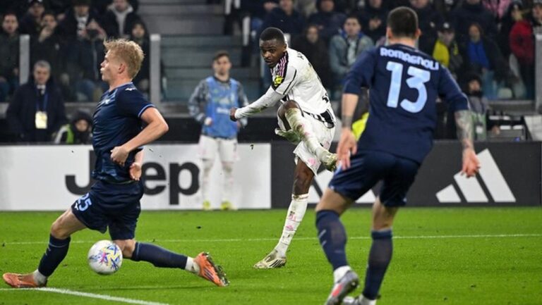 Drama 90+ Menit: Kalulu Selamatkan Juventus dari Kekalahan Lawan Lazio, Skor Akhir 2-2