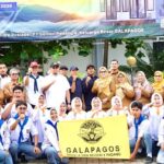 Andre Rosiade Resmikan Peletakan Batu Pertama Sekretariat Galapagos SMAN 1 Padang