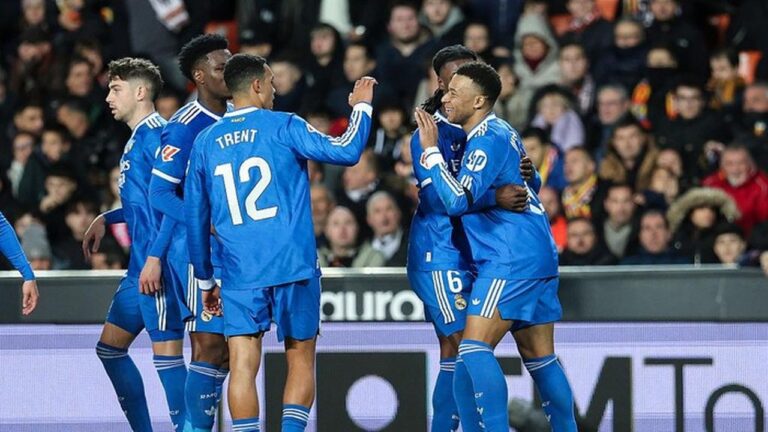 Klasemen Liga Spanyol: Barcelona Pimpin Tipis, Real Madrid & Atletico Madrid Raih Hasil Berbeda