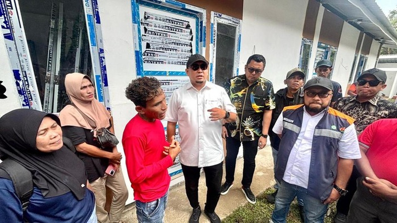 Andre Rosiade Pastikan 28 Huntara Guguak Malalo Siap Dihuni Pascabanjir Sumbar Andre Rosiade Pastikan 28 Huntara Guguak Malalo Siap Dihuni Pascabanjir Sumbar