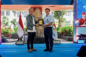 Wamensos Agus Jabo: Pembentukan Karakter Kebangsaan Kunci Sukses Siswa Sekolah Rakyat