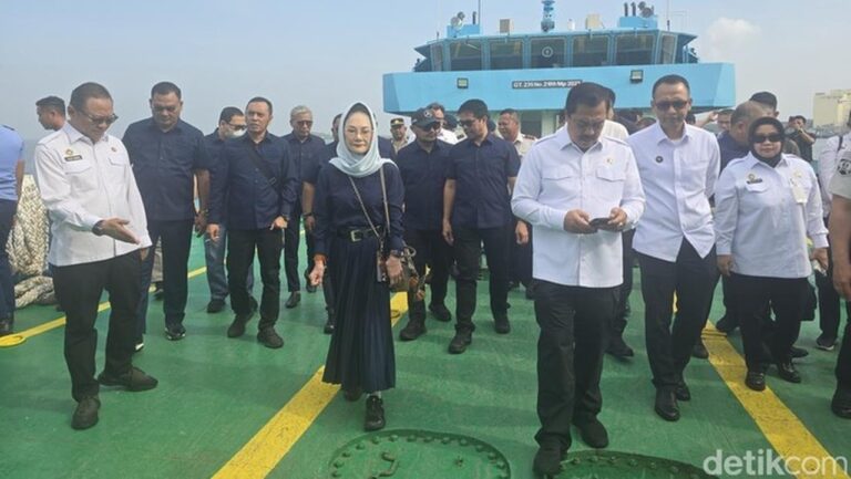 Komisi XIII DPR Tinjau Langsung Program Kemandirian Narapidana di Nusakambangan