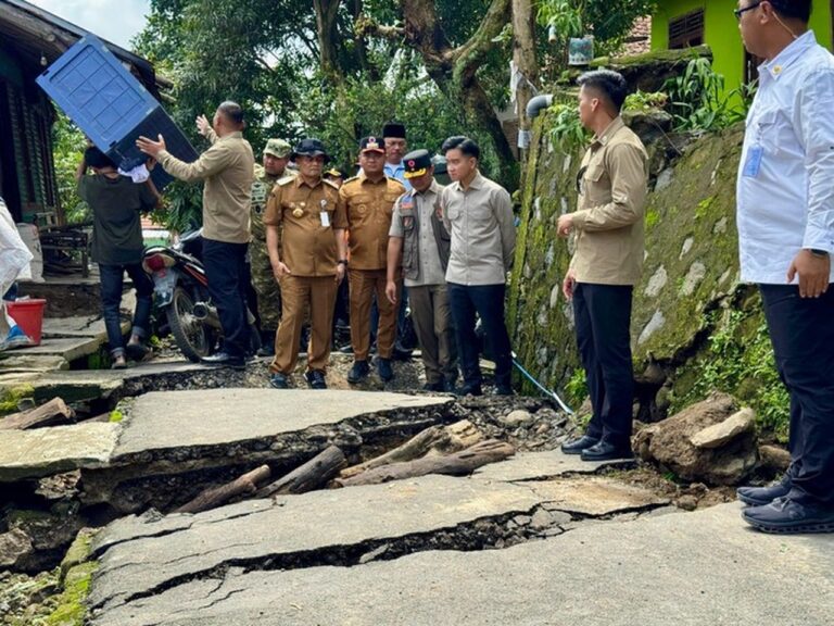 Pemprov Jateng Percepat Relokasi Korban Tanah Gerak Tegal, Kaji Keamanan Lahan Huntara