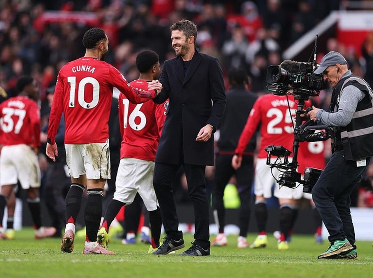 Michael Carrick Pertahankan Rekor Tak Terkalahkan Bersama Manchester United