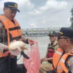 Sungai Cisadane Tercemar Pestisida Pascakebakaran Gudang, Polisi Salurkan Air Bersih