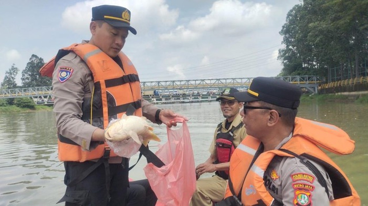 Sungai Cisadane Tercemar Pestisida Pascakebakaran Gudang, Polisi Salurkan Air Bersih