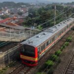 Gangguan KRL Jakarta-Bogor: Asap Mengepul, Perjalanan Terbatas Hingga Depok