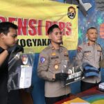 Mahasiswi di Yogyakarta Gagah Berani Kejar dan Tabrak Penjambret HP yang Merampas di Jalan