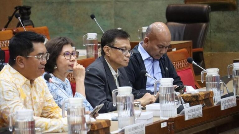 Prof Didik Rachbini: Kebijakan Kampus RI Salah Arah, PTN ‘Industri Kursus Massal’