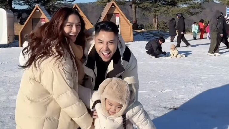 Siti Badriah dan Krisjiana Napak Tilas Momen Lamaran di Korea Selatan Siti Badriah dan Krisjiana Napak Tilas Momen Lamaran di Korea Selatan