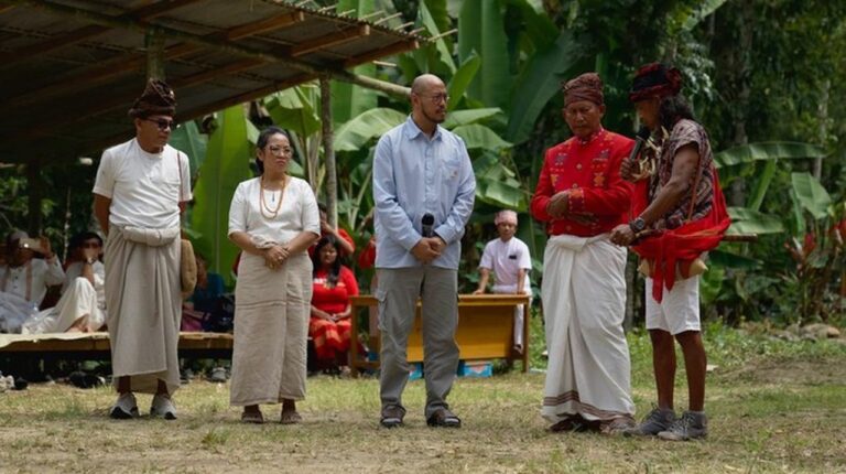 Pandji Pragiwaksono Jalani Ritual Adat Toraja sebagai Bentuk Pemulihan