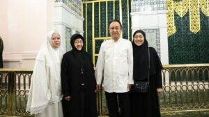 Megawati Ziarah ke Makam Nabi, Doa Dipimpin Langsung Imam Besar Masjid Nabawi