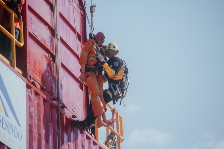 Grup Merdeka Perkuat Budaya Keselamatan Kerja Melalui Sistem Manajemen K3 Berstandar Internasional