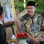 Gus Ipul Instruksikan Pendamping PKH Cek Langsung Peserta PBI-JK yang Dinonaktifkan