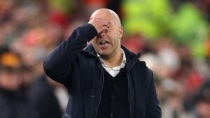 Arne Slot Akui Terancam Dipecat Liverpool Jika Gagal Tembus Liga Champions