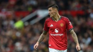 Benjamin Sesko Puji Michael Carrick: MU Lebih Kreatif dan Menikmati Permainan