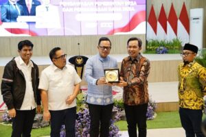 Wamendagri Bima Arya: Desa Jadi Titik Fokus Program Strategis Nasional Prabowo