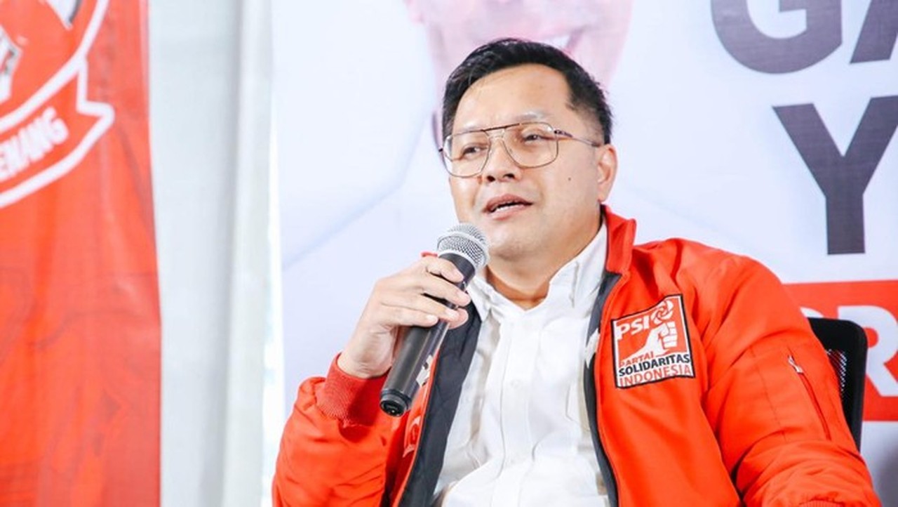 Jokowi Minta Struktur PSI Hingga RT/RW, Partai Beri Respons “Tantangan” Jokowi Minta Struktur PSI Hingga RT/RW, Partai Beri Respons “Tantangan”