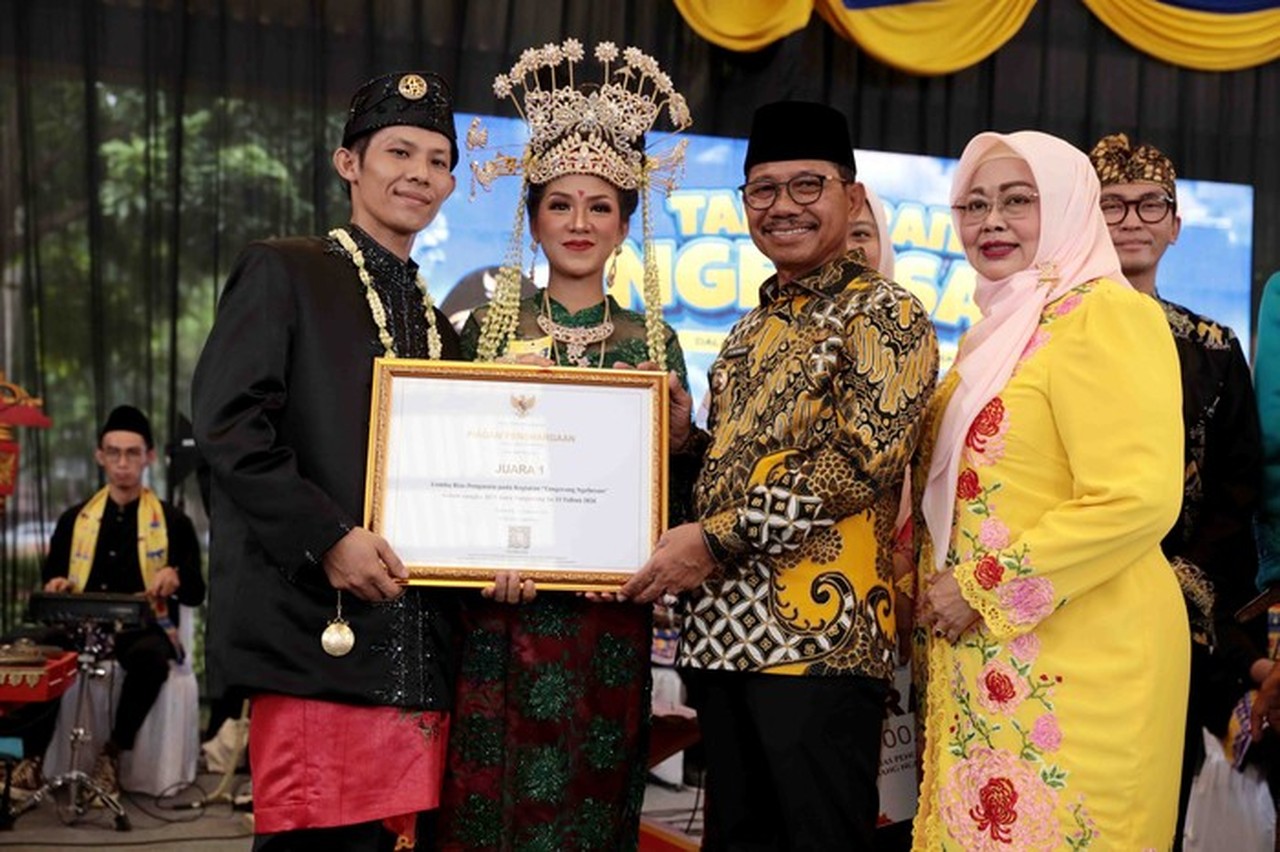 106 Pasangan di Tangerang Rayakan Pernikahan Massal dalam Bingkai Budaya Betawi 106 Pasangan di Tangerang Rayakan Pernikahan Massal dalam Bingkai Budaya Betawi