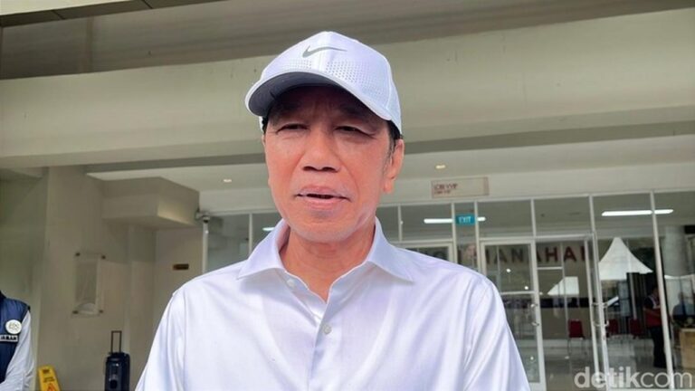 Jokowi Setujui Pengembalian UU KPK ke Versi Lama, Ingatkan Inisiatif DPR Jokowi Setujui Pengembalian UU KPK ke Versi Lama, Ingatkan Inisiatif DPR