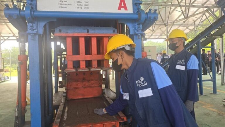 Nusakambangan: Pabrik FABA Beri Nuansa Baru bagi Narapidana, Masa Hukuman Terasa Cepat