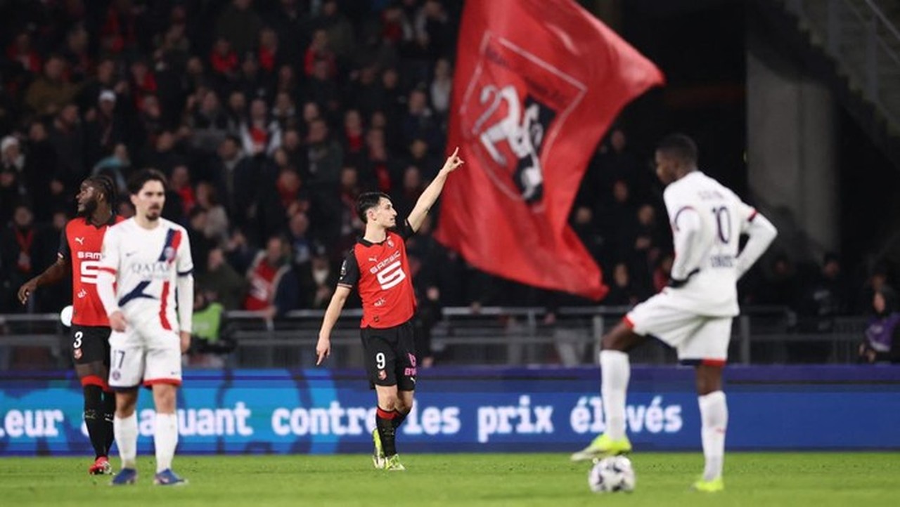 Rennes Permalukan PSG 3-1 di Kandang, Perebutan Puncak Klasemen Ligue 1 Makin Sengit