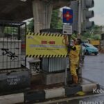 Waspada Jalan Berlubang, Pemprov DKI Pasang Spanduk Peringatan di Sejumlah Titik Jakarta