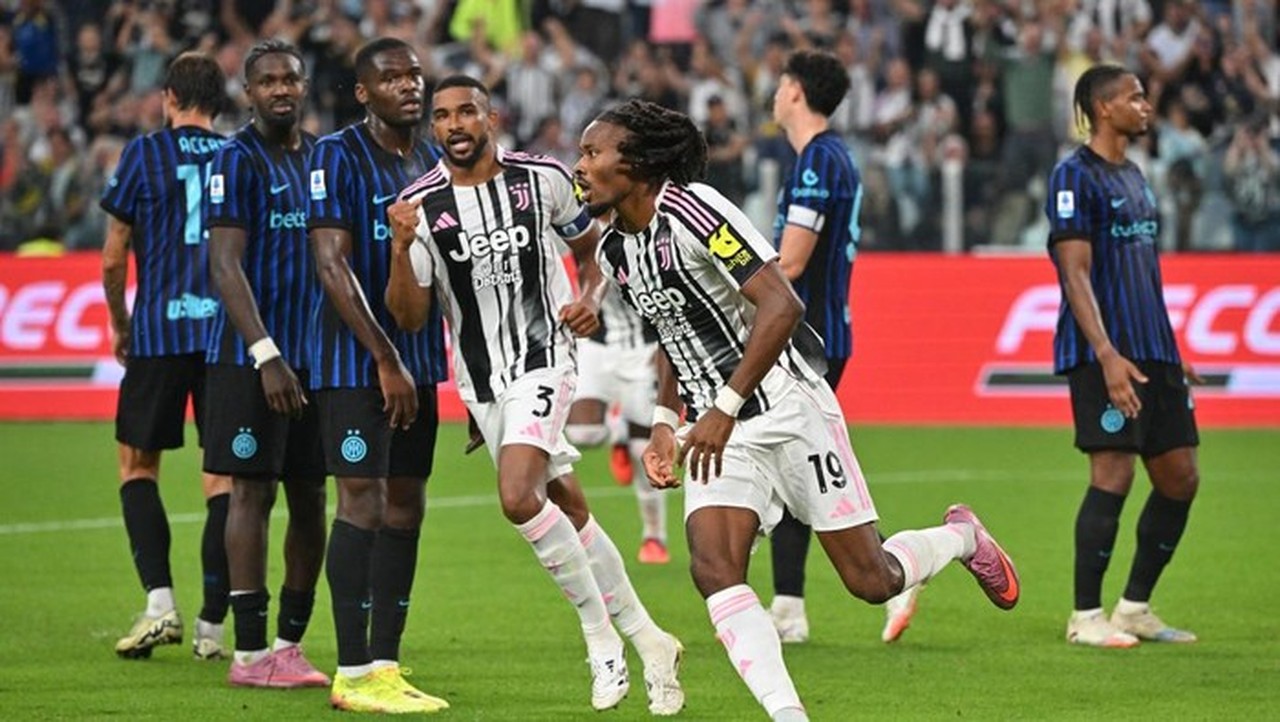 Derby d’Italia: Inter Milan Jamu Juventus, Perebutan Puncak Klasemen Liga Italia Memanas Derby d’Italia: Inter Milan Jamu Juventus, Perebutan Puncak Klasemen Liga Italia Memanas