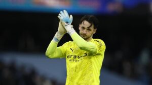 James Trafford Buktikan Kesiapan Saat Manchester City Kalahkan Salford di Piala FA