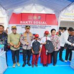 Kapolri dan Titiek Soeharto Tinjau Huntara Korban Banjir Tapteng, Salurkan Bantuan