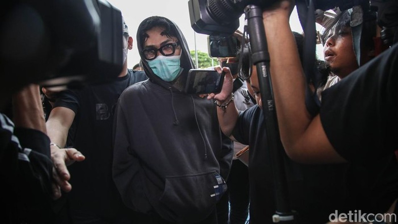 Onadio Leonardo Prioritaskan Keluarga, Rela Tinggalkan Dunia Hiburan Demi Peran Ayah dan Suami